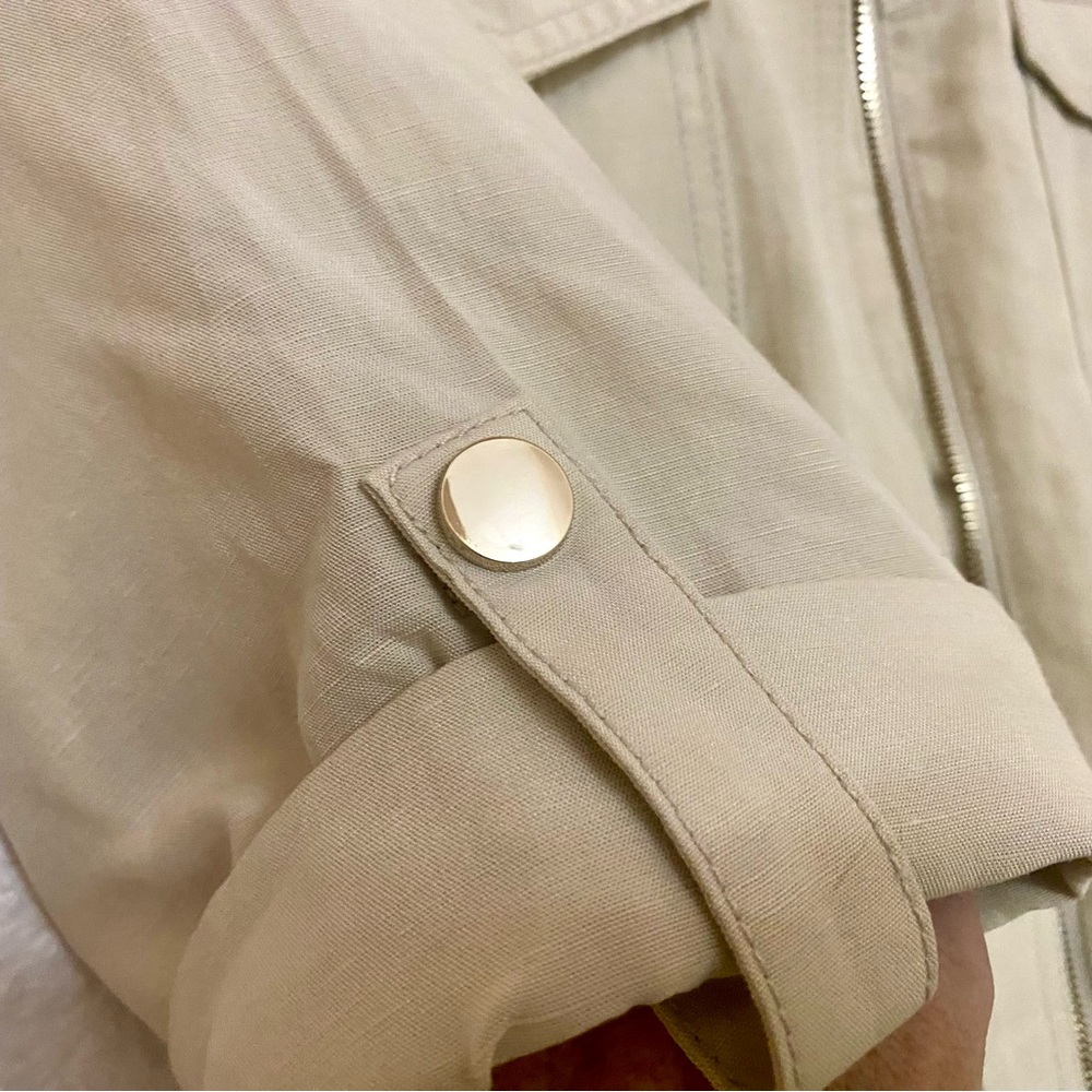 Chico’s Safari Jacket. Beige, lightweight gold accents. Like new. Small - Picture 13 of 14